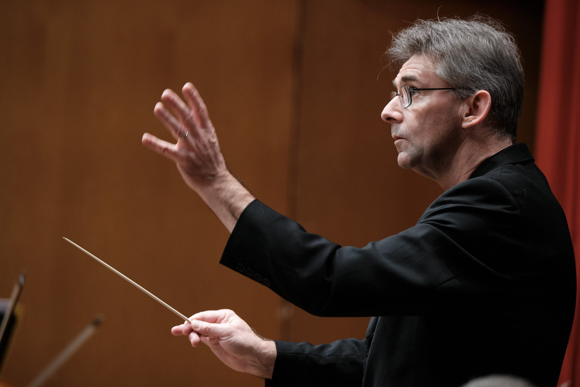 Jonathan Webb dirige a la Real Filharmonía de Galicia