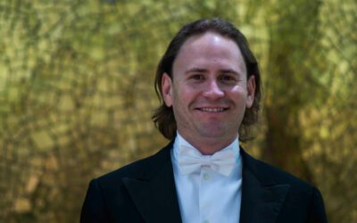 Christian Vásquez dirige la Tucson Symphony Orchestra