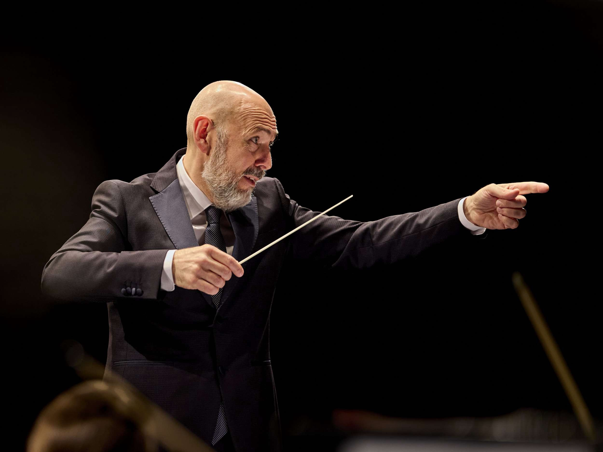 Enrico Onofri inicia temporada con la Orchestre National de Auvergne